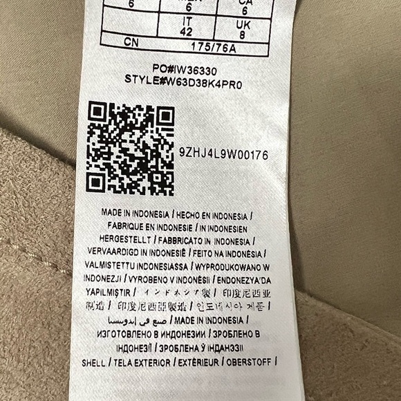 Guess Tan A-line Mini Skirt. Faux Tan Sueadewith Faux Black leather accent - Picture 7 of 9